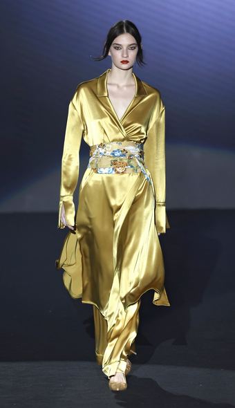 BLITZ, Look 16
