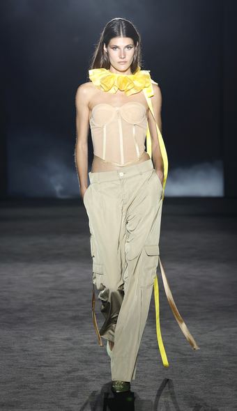 CIRCUS, Look 01