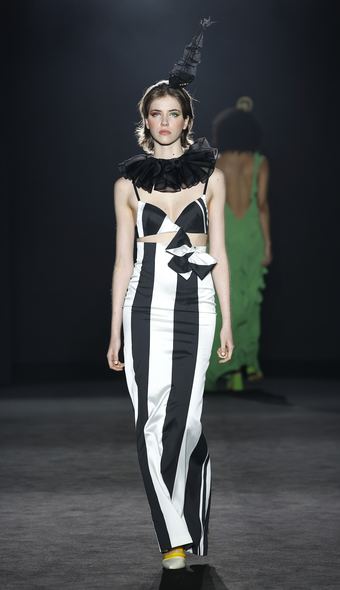 CIRCUS, Look 22