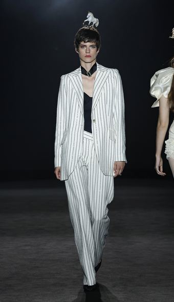CIRCUS, Look 23