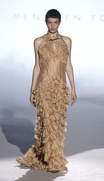 MEMENTO, Look 09