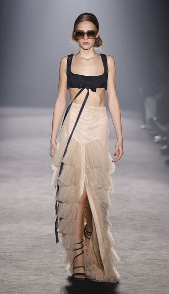 POOLSIDE, Look 33