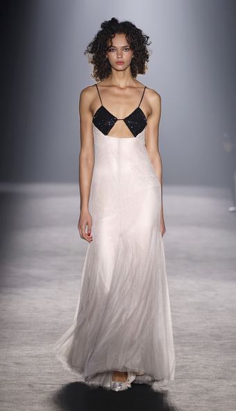 POOLSIDE, Look 34